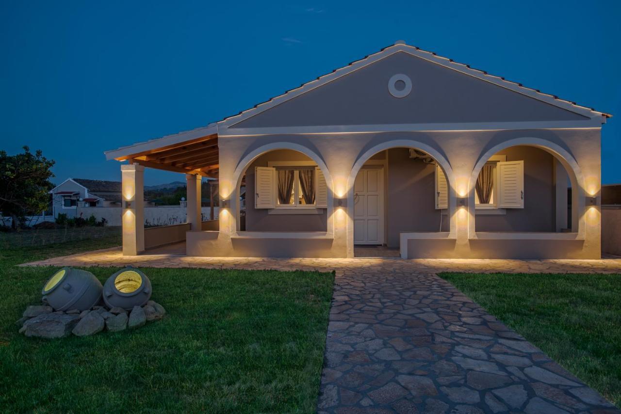 Villa Veneto Luxury Holidays Melíssia Exterior photo