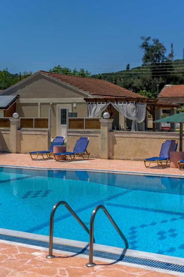 Villa Veneto Luxury Holidays Melíssia Exterior photo