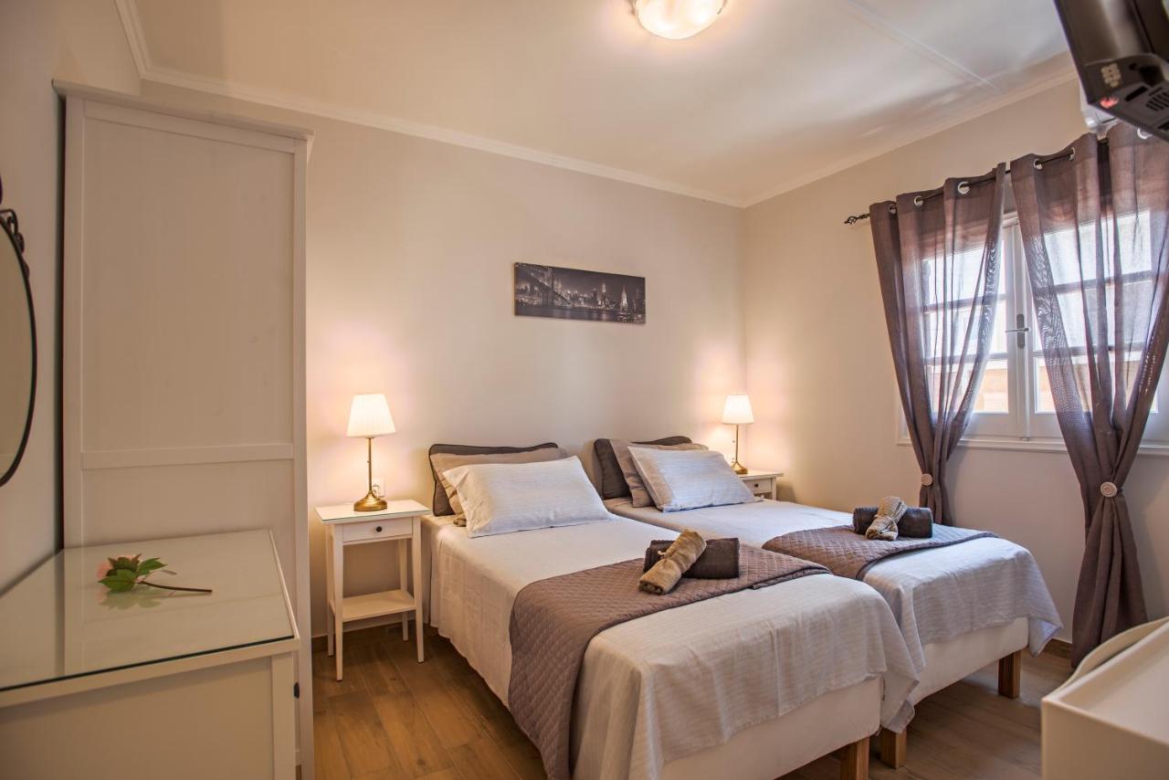 Villa Veneto Luxury Holidays Melíssia Exterior photo